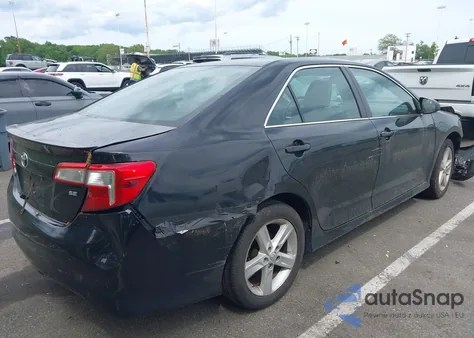 2014 Toyota Camry Se z USA, uszkodzony, nr VIN 4T1BF1FK8EU350896